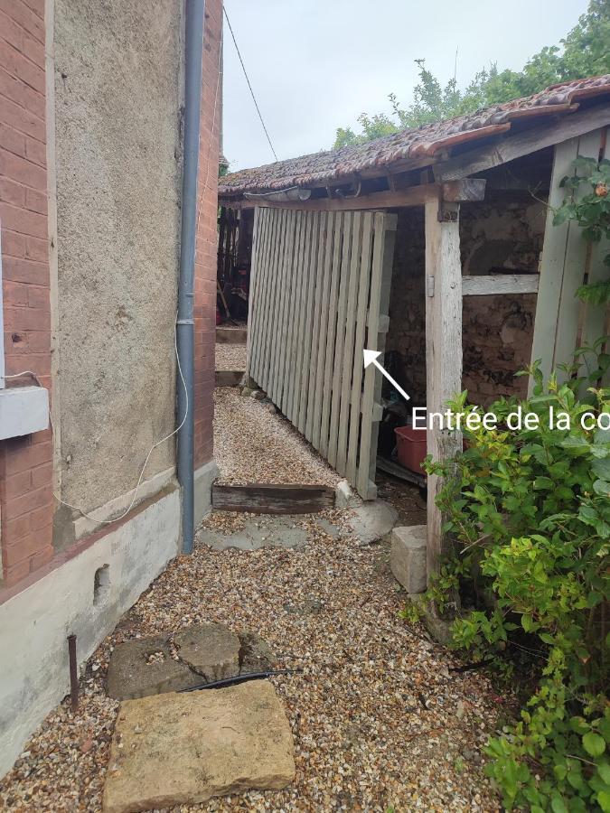 La Maison Fleurie 2 * Sainte-Genevieve-les-Gasny