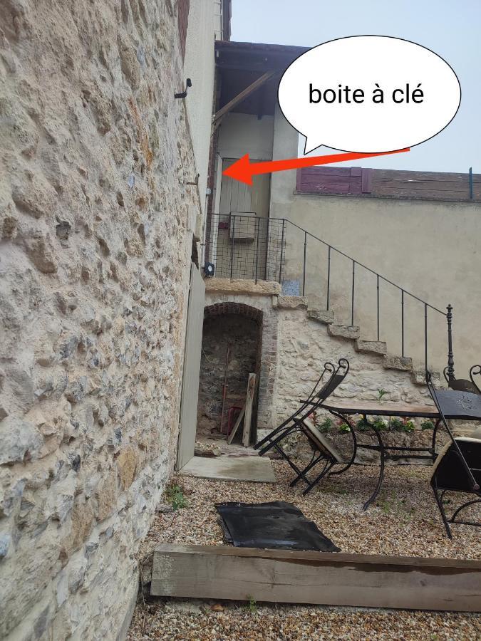 La Maison Fleurie 2 * Sainte-Genevieve-les-Gasny